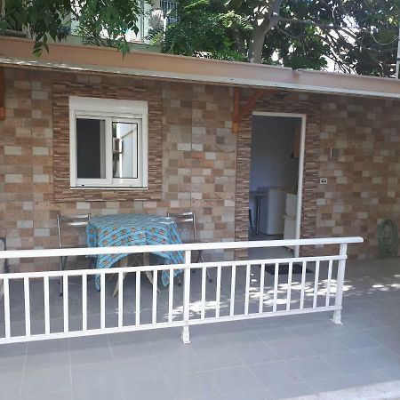 Vivian'S Small House Apartment Rhodes City Exterior foto