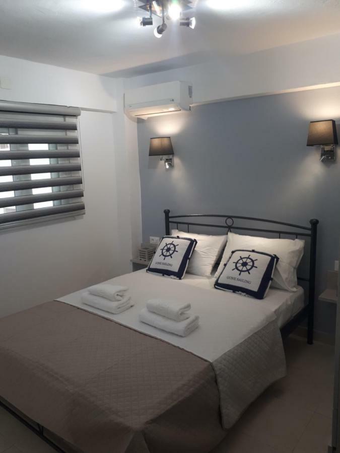 Vivian'S Small House Apartment Rhodes City Exterior foto